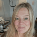 Medium Antje