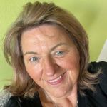 Sina - Unternehmensberatung - Tarot & Kartenlegen - Liebe & Partnerschaft - Skatkarten - Lenormandkarten
